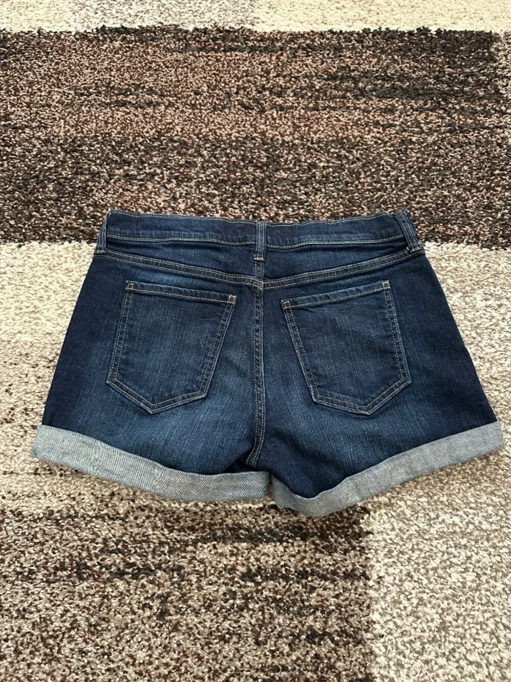 BANANA REPUBLIC (4) Dark Wash Denim Short 3.5